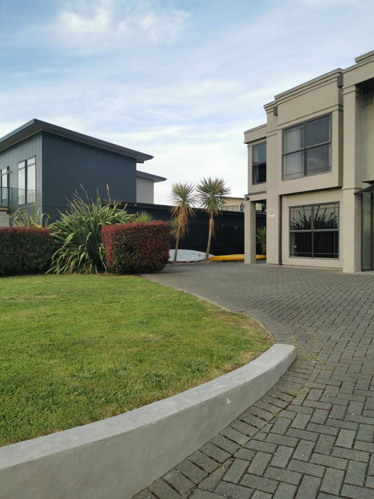 Lakeview Holiday Hideaway Taupo Eksteriør billede